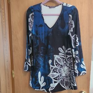 Elegant Blue and Black Floral V-Neck Tunic